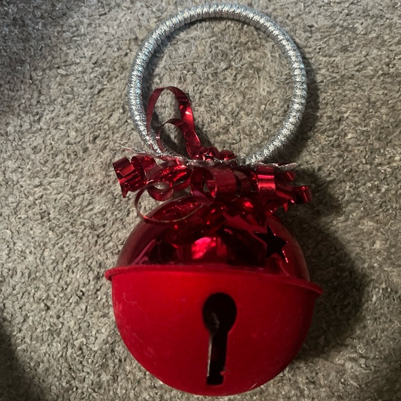 Christmas Decor - Picture 1 of 2